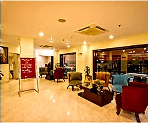 Reception & Lobby Lounge